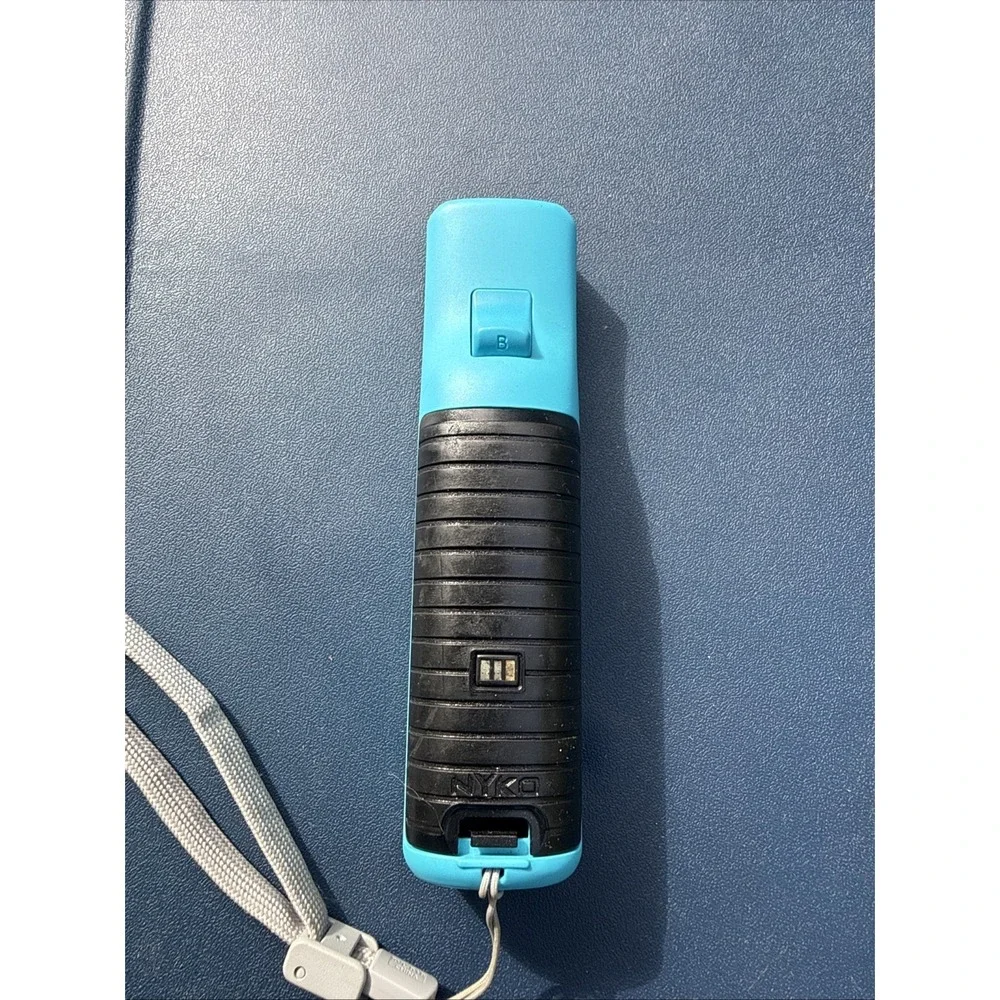 Official OEM Nintendo Wii & U Motion Plus Remote Controller Blue RVL-036